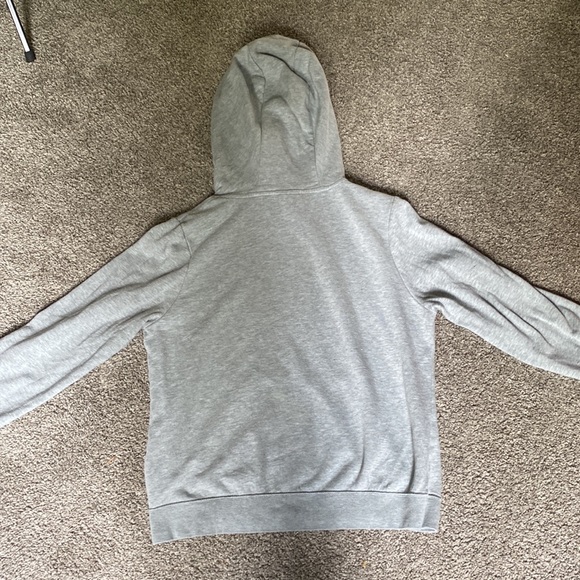 Nike - Picture 2 of 3